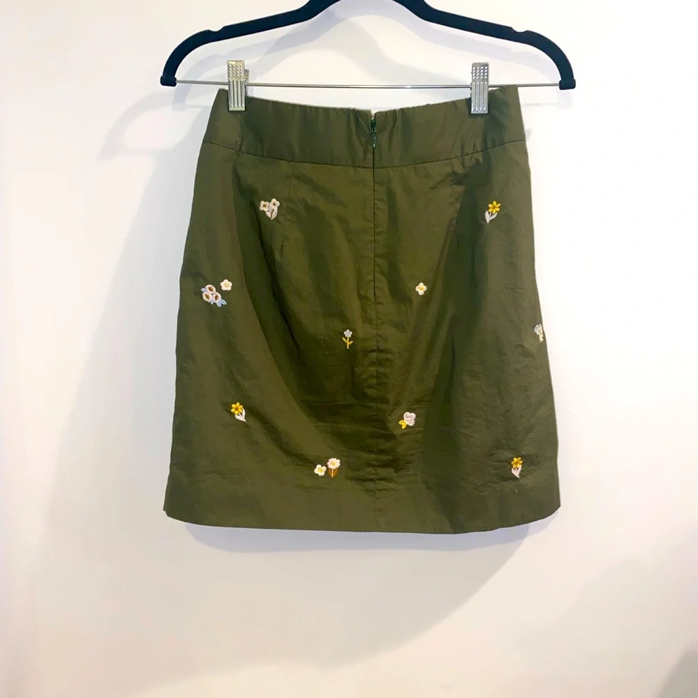 🍃 J.Crew Floral Embroidered Tie-Waist Skirt – Size 2